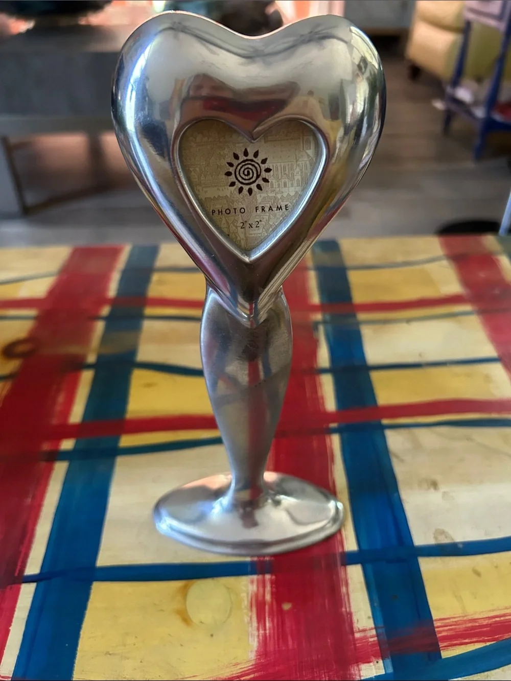Heart-Shaped Silver Photo Frame Stand